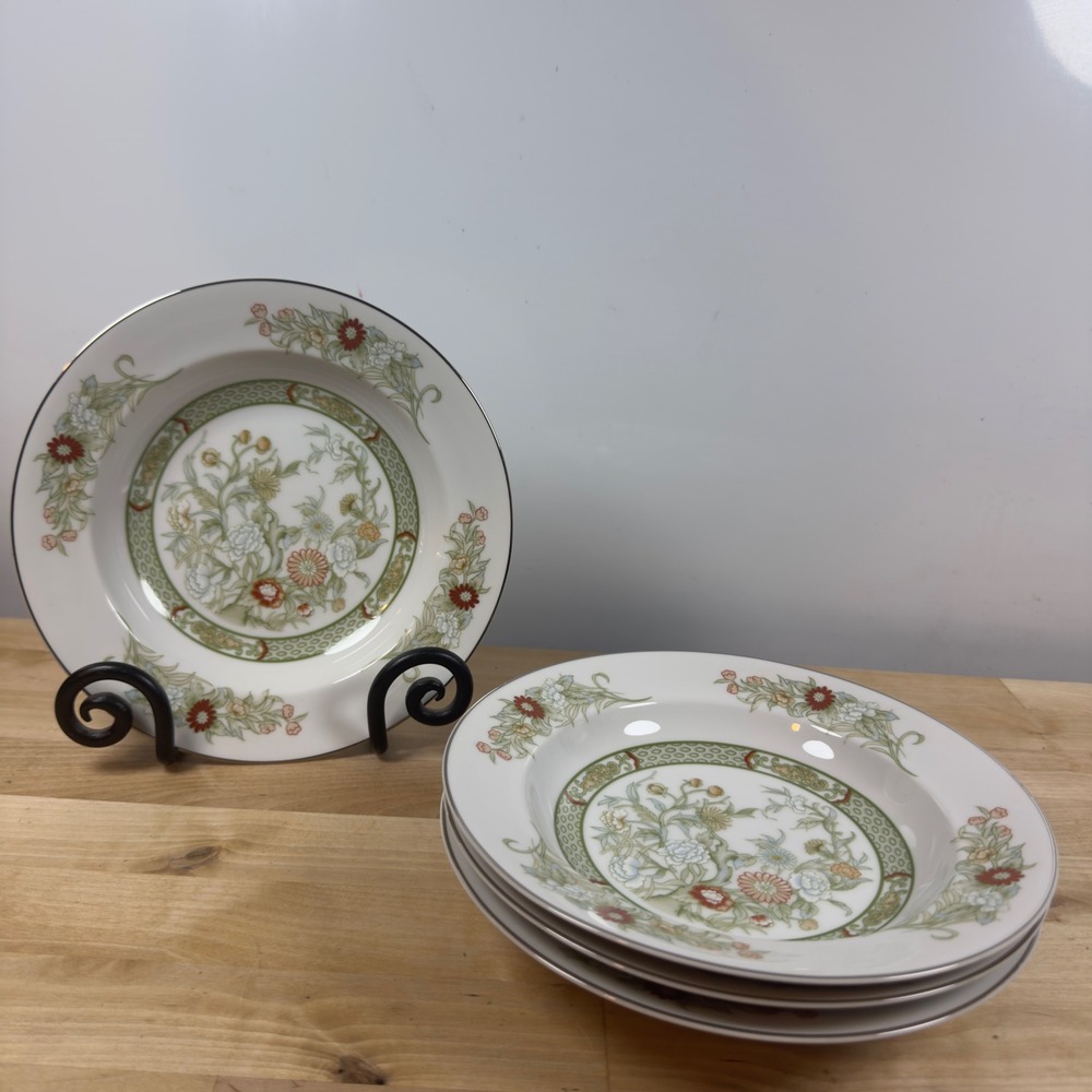 Mikasa Kabuki L9011 Fine China Rimmed Soup Bowls Set of 4 Floral Japan 8.5 in